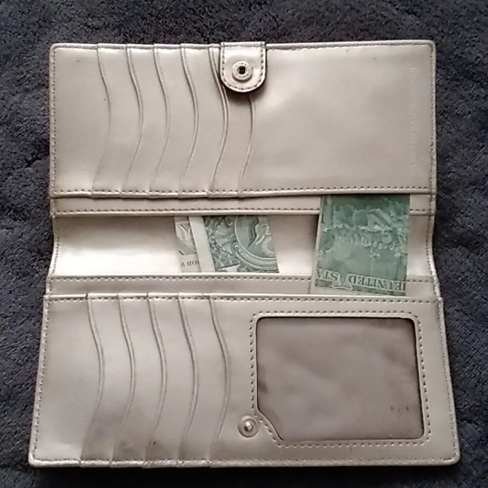 Ralph Lauren  Gold Leather Wallet Sz 7